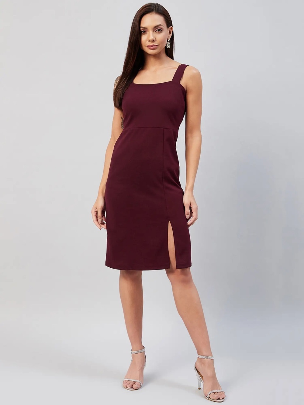 Quince Sleeveless Square-Neck Midi Dress in Plum